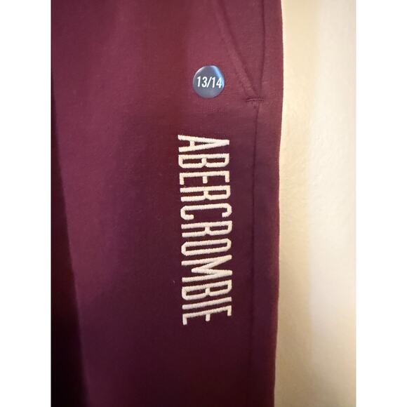 Abercrombie Kids Joggers Sweatpants Burgundy Maroon Size 13/14 XL Logo NWT - Picture 3 of 4